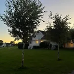 Vila Pa Oslofjordens Storste Og Populaere Badestrand