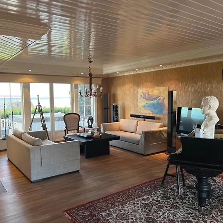 Villa Pa Oslofjordens Storste Og Populaere Badestrand Tønsberg