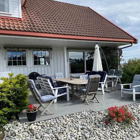 Bolgeblikk Pa Forste Rekke Tønsberg