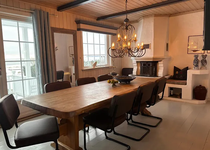 Pa Oslofjordens Storste Og Populaere Badestrand Villa