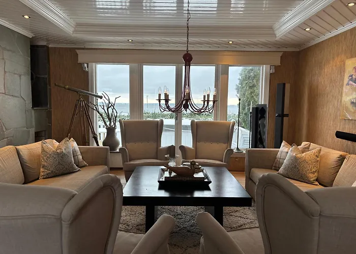 Pa Oslofjordens Storste Og Populaere Badestrand Villa *