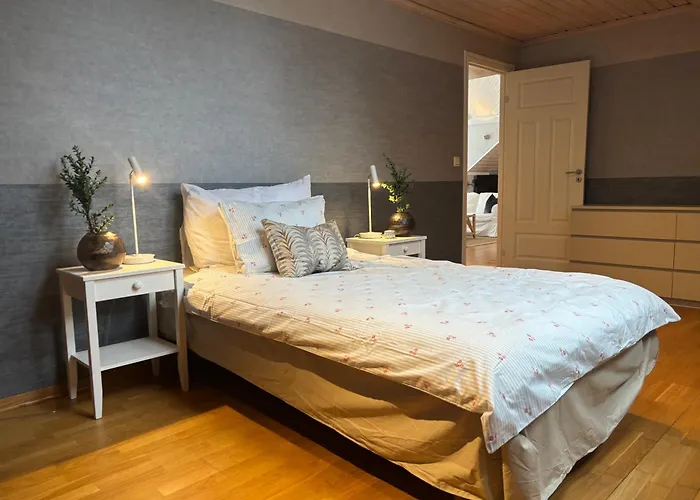 Pa Oslofjordens Storste Og Populaere Badestrand Villa Tønsberg