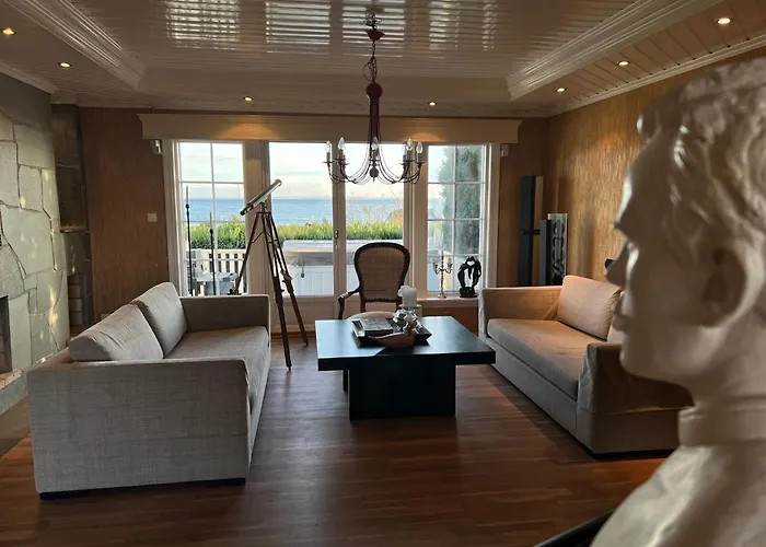 Villa Pa Oslofjordens Storste Og Populaere Badestrand